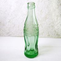 1947 Elizabethtown Kentucky vintage empty hobbleskirt PatD Coke bottle with big letters and uneven glass: Right Side View - Click to enlarge