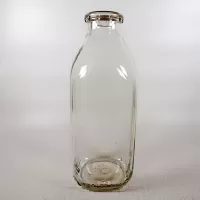 City Creamery vintage clear glass quart milk bottle with original cardboard cap. Cohoes New York: Back - Click to enlarge