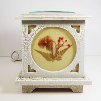 Antique wood style square electric oil warmer with side screens showing a different floral design. No 10: Front View - Click to enlarge