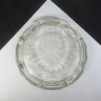 Vintage Round Heavy Clear Glass Decorative Ashtray: Bottom - Click to enlarge