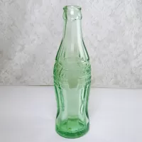 1947 Elizabethtown Kentucky vintage empty hobbleskirt PatD Coke bottle with very large letters. #3: Left Side - Click to enlarge