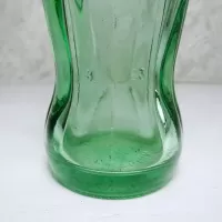 Minneapolis Minnesota 6 oz empty hobbleskirt no refill collectible vintage Christmas Coke bottle. Aqua tinted glass: Numbers - Click to enlarge
