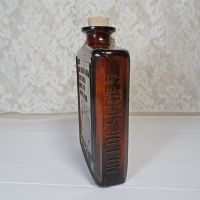 Brockway 1983 NSDA/INTERBEV Houston Texas Flask. Cork and numbered Certificate of Authenticity: Right Side View - Click to enlarge