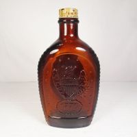 1976 Eagle Log Cabin bicentennial brown glass pancake syrup bottle. Paper label, ribbed sides, metal cap: Back View - Click to enlarge