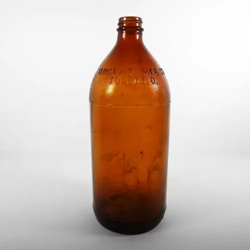 Sinclair Mfg Co. for Sunrae Toledo O. vintage brown amber screw top quart bottle: Front