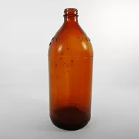 Sinclair Mfg Co. for Sunrae Toledo O. vintage brown amber screw top quart bottle: Left - Click to enlarge