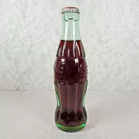 Phoenix Arizona vintage 8 oz full hobbleskirt no refill Coke bottle. Red Coca Cola Classic cap: Right - Click to enlarge