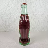 Phoenix Arizona vintage 8 oz full hobbleskirt no refill Coke bottle. Red Coca Cola Classic cap: Left - Click to enlarge