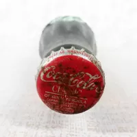 Peoria Illinois vintage 8 oz full hobbleskirt no refill Coke bottle with Coca Cola Classic cap: Top - Click to enlarge