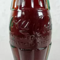 Louisville Kentucky vintage 8 oz full hobbleskirt no refill Coke bottle with Coca Cola Classic cap: patD - Click to enlarge