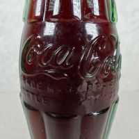 Las Vegas Nevada vintage 8 oz full hobbleskirt Coke bottle with red Coca Cola Classic cap: patD - Click to enlarge