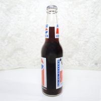 Shaq Slammin' full 12 oz. Longneck Pepsi bottle from his 1992-1993 rookie season with the Orlando Magic: Left Side View - Click to enlarge