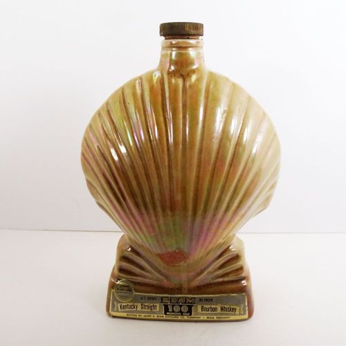 Vintage 1968 Jim Beam Decanter depicting Florida Seashell Headquarters of the World: Front Clamshell View