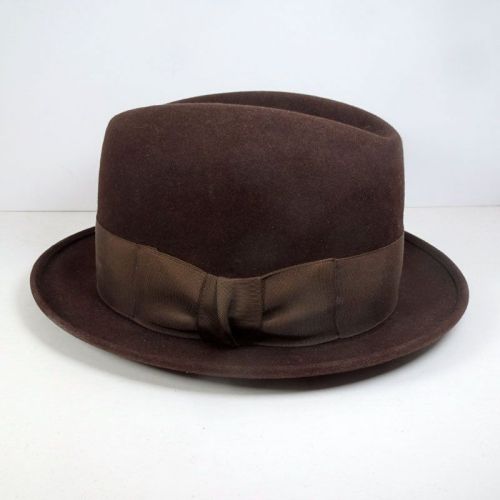 Vintage mens dark brown felt fedora hat with lining and grosgrain ribbon band. Custom made: Right Side View