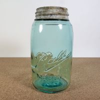 Quart size aqua glass vintage Ball mason jar with Atlas zinc lid and a soft shoulder 3L design: Front View - Click to enlarge
