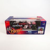 Dale Earnhardt Sr 1:24 1998 Kenner No. 3 Goodwrench Car