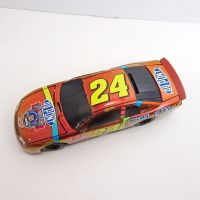 Jeff Gordon gold 1:24 scale No. 24 Action 1998 Chevrolet Monte Carlo Nascar 50th Anniversay diecast car bank with key: Top View - Click to enlarge