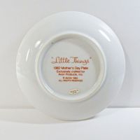 1982 Mother's Day Avon small decorative collector plate titled Little Things showing a little boy and his puppy: Bottom View - Click to enlarge