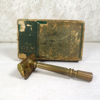 GEM micromatic vintage 1930s brass safety razor in original box. Beautiful patina: Main View - Click to enlarge