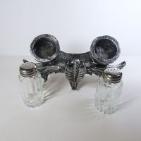 Dragon Figurine Salt and Pepper Shakers Set in Box - Click to enlarge