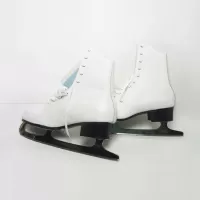 Women size 9 vintage white shoe ice skates from Lake Placid Flyer Canada in the original box: Left Side View - Click to enlarge