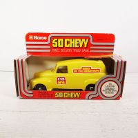 1988 Ertl Home Hardware Canada 1/25 scale diecast metal 1950 Chevy delivery truck bank with key in box: In Box View - Click to enlarge