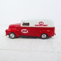 1988 Ertl IGA 1/25 scale diecast metal 1950 Chevy delivery truck bank with key in box: Left Side View - Click to enlarge