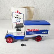 Ertl 1991 True Value 1/34 scale diecast metal 1931 Hawkeye delivery truck bank with key in box: Main View
