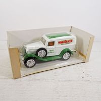 1988 Ertl Winn Dixie 1/25 diecast metal 1932 Ford delivery truck bank in box: Left Side View - Click to enlarge
